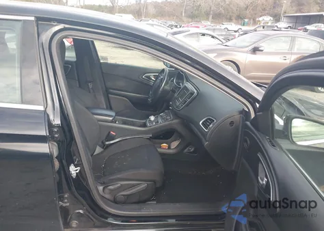 2016 Chrysler 200 Limited z USA, uszkodzony, nr VIN 1C3CCCAB1GN106402